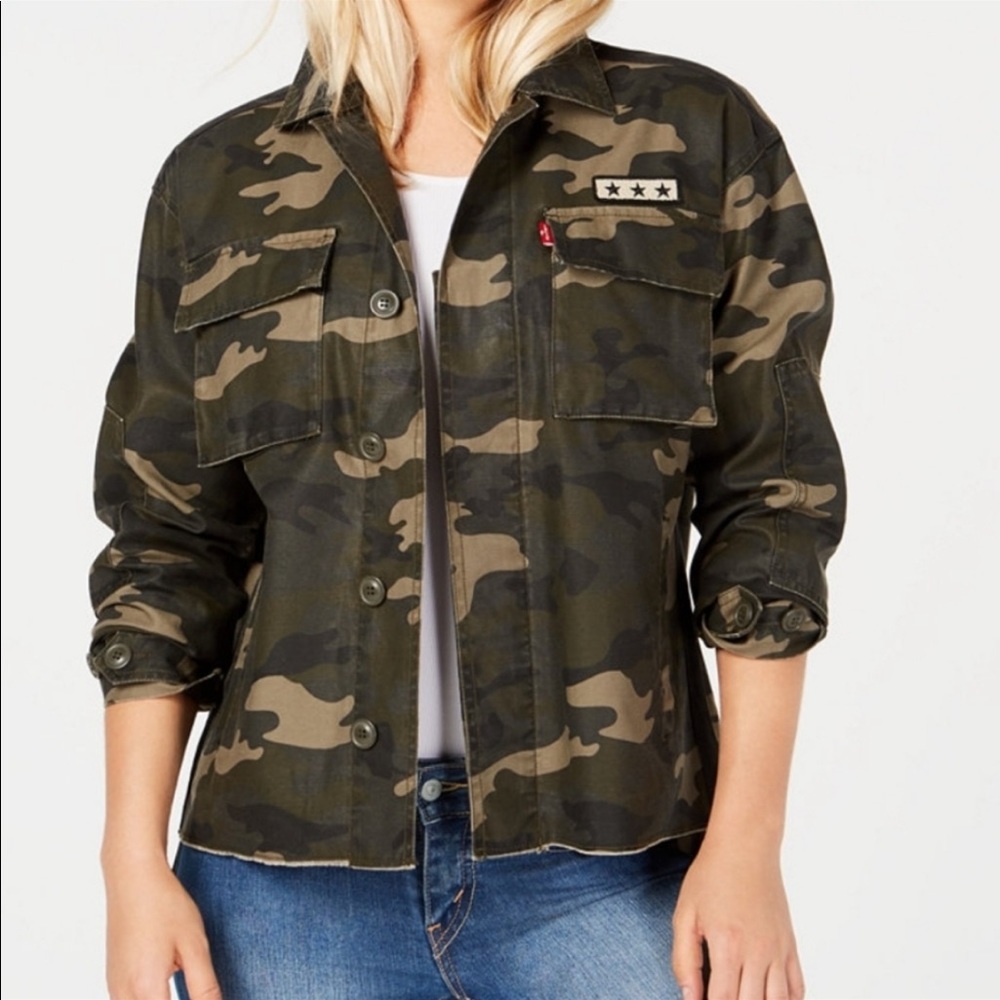 Levi’s Cotton Camo Printed Military Utility Trucker Jacket: Army Green/Tan - Picture 5 of 15